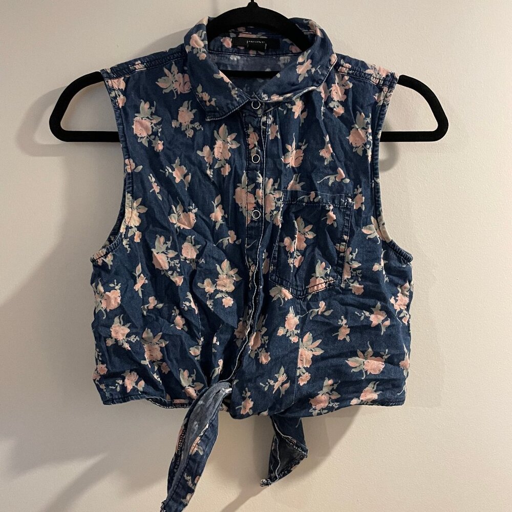 Forever 21 Floral Denim Crop top